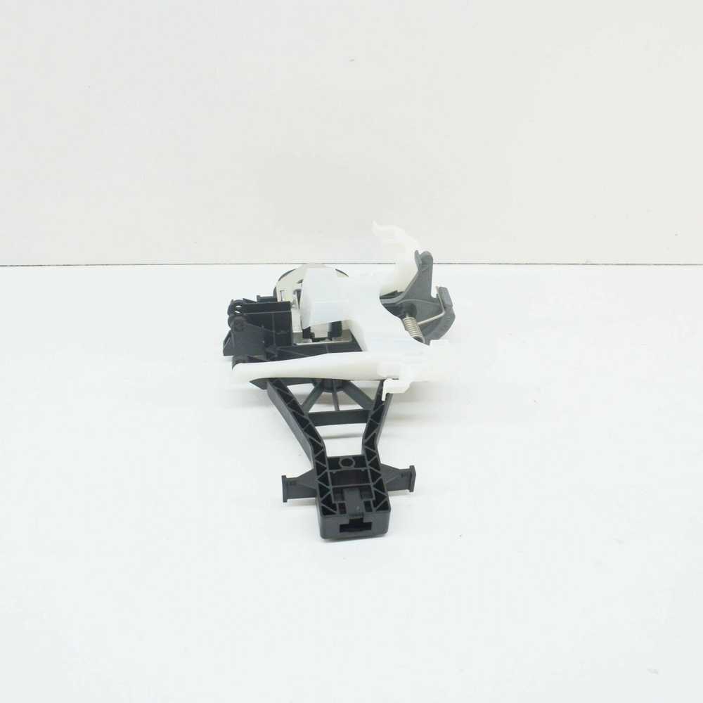 VAG VW kairės pusės stumdomųjų durų montavimo strypas 7E0843351C Originalus