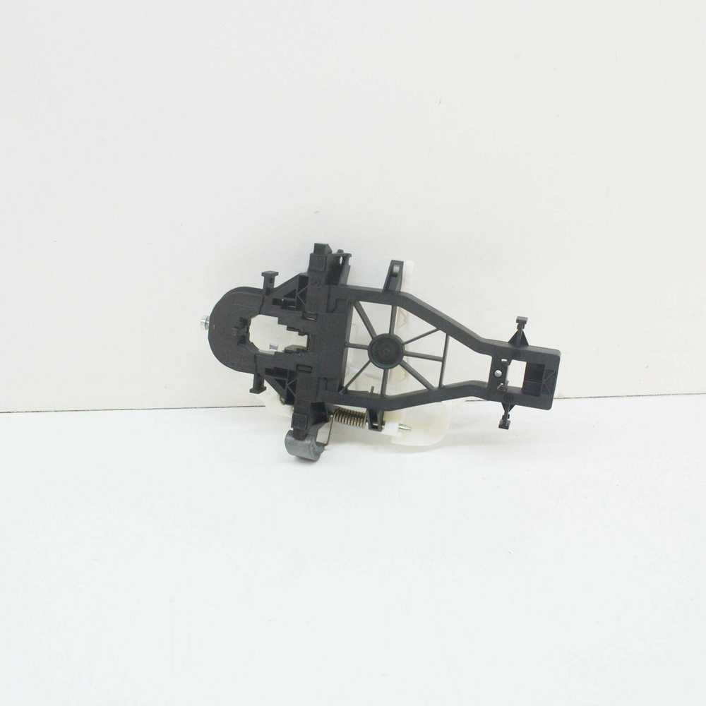 VAG VW kairės pusės stumdomųjų durų montavimo strypas 7E0843351C Originalus