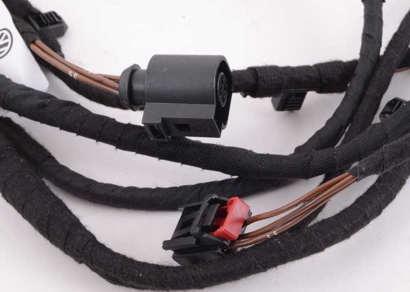VAG VW laidų jungtis Bagažinės dangtis su galinio vaizdo kamera Kairė originali 3C8971182J