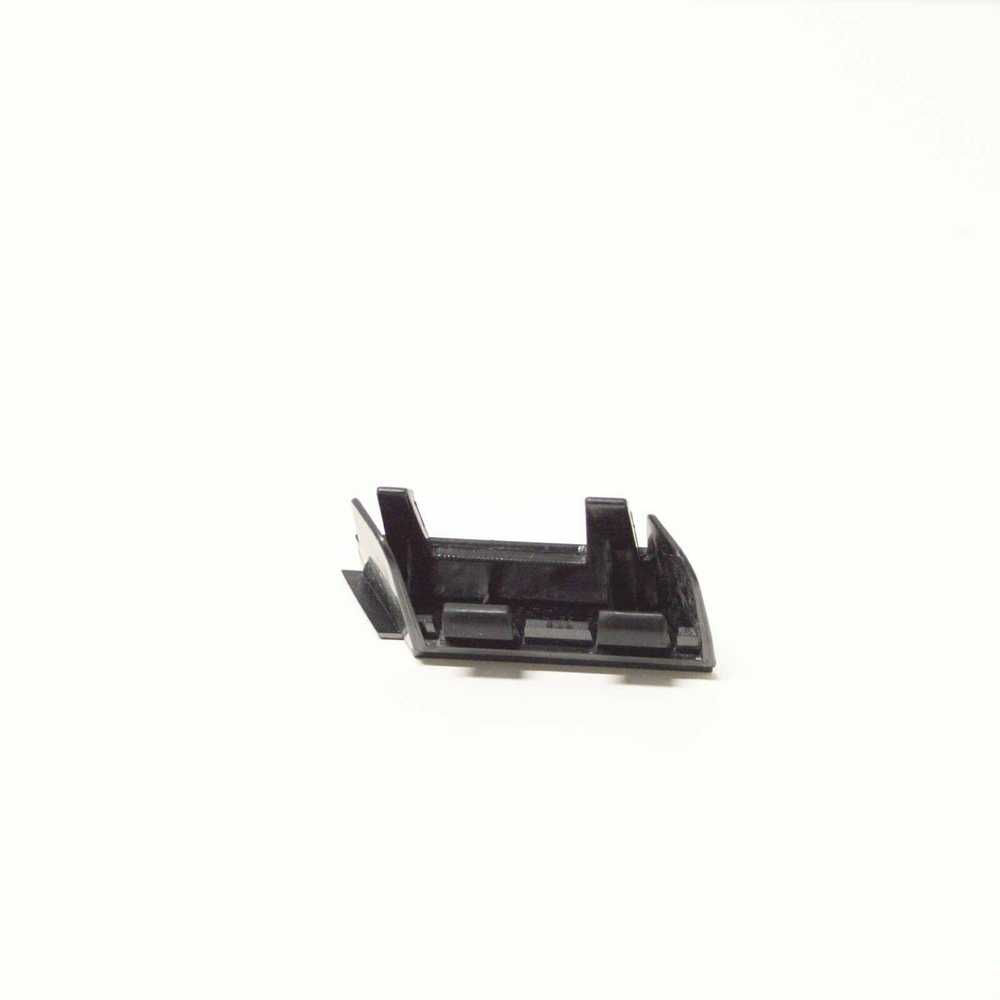 VAG VW PASAT B8 Priekinio grotelių emblema R Line laikiklis 3G0853957A041 NAUJA ORIGINALI