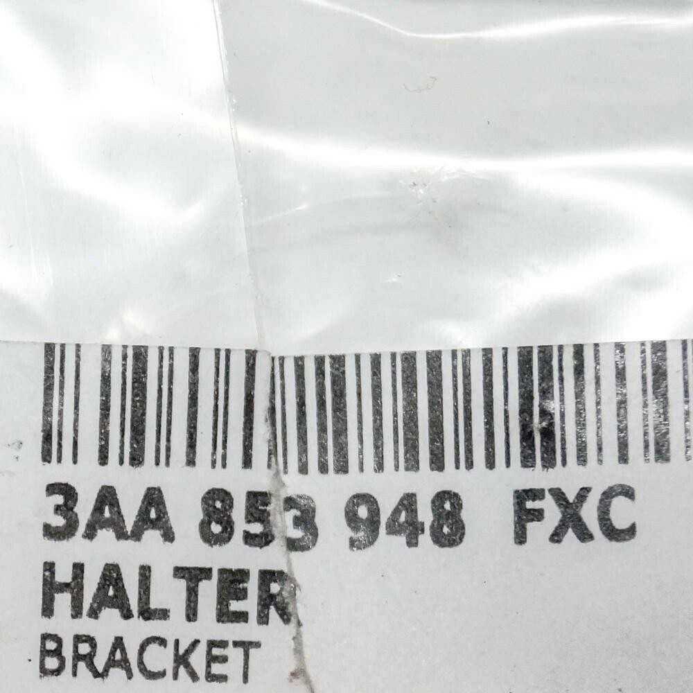 VAG VW Passat B7 emblema R-Line ant grotelių originali 3AA853948FXC