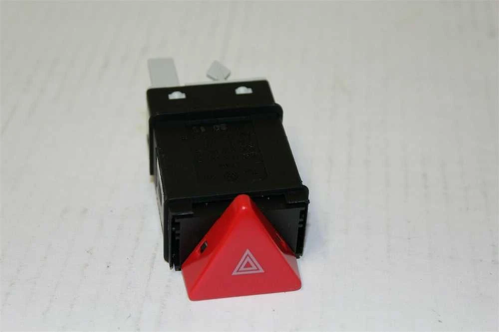 VAG VW Polo 6N2 Lupo T4 avarinės šviesos signalizacijos jungiklis 6N0953235B 302 originalus