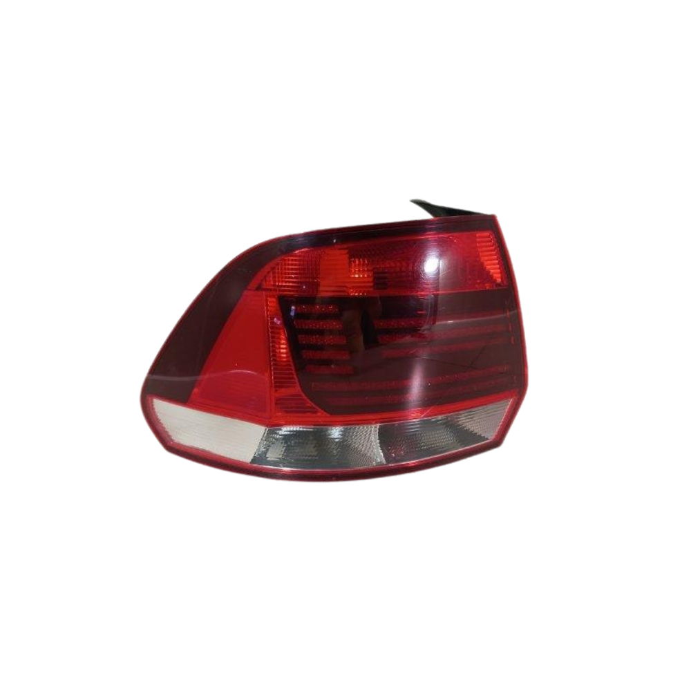 VAG Volkswagen Polo Vento Galinis Žibintas Su Rūko Žibintu Originalus 6RU945095L