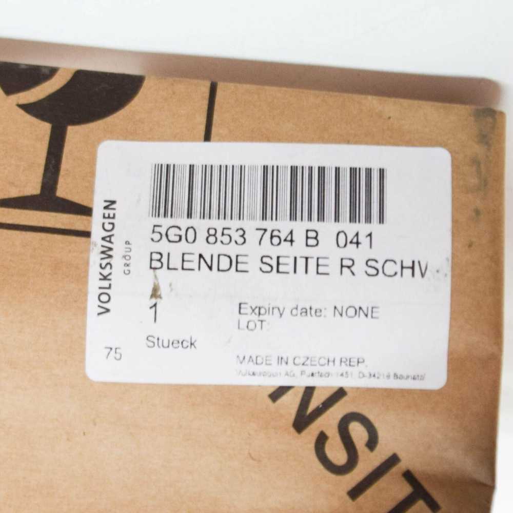 VAG VW priekinio bamperio dešinysis dangtis 5G0853764B041