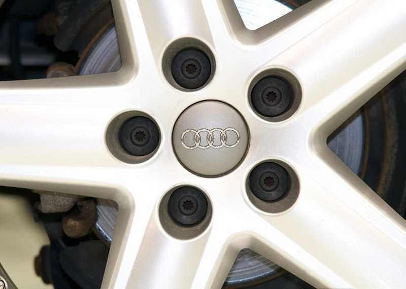 VAG Rato veržlės varžto dangtelis VW originalus 1K06011739B9