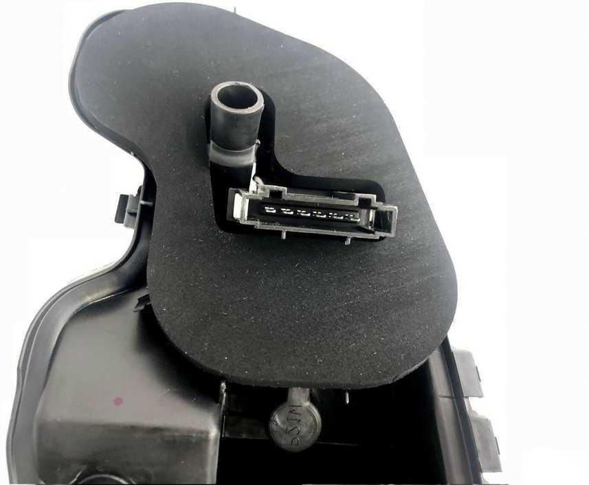 Volkswagen Scirocco 1K8 Lemputės Laikiklis Vag Originalus 1K8945257C