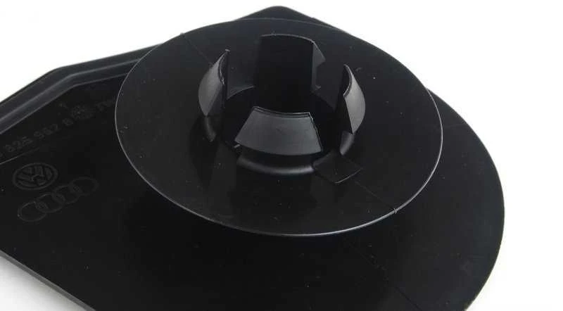 VAG Bungs Volkswagen Jetta Eos Audi A3 Originalus 1K0825962B
