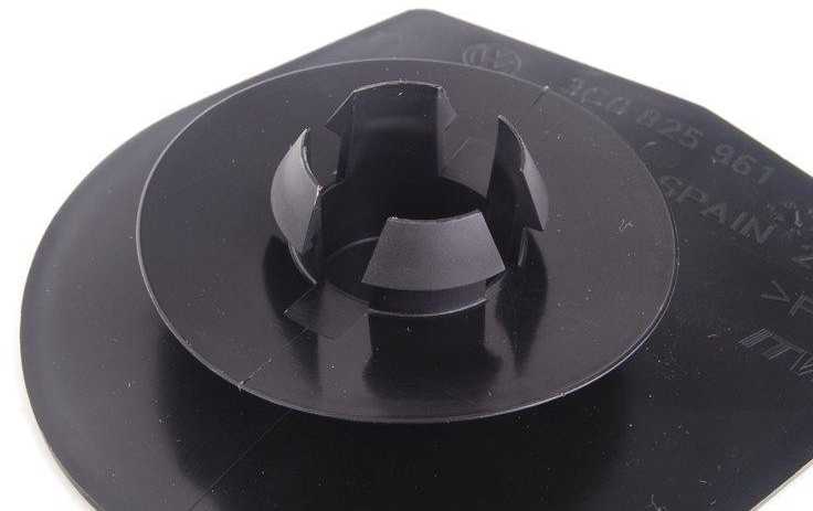VAG VW SEAT Cc Magotan Passat 4Motion Coupe Galinis dangtelis kairysis originalus 3C0825961