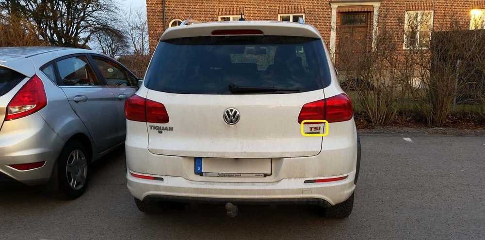 VAG VW TIGUAN GOLF EOS galinės bagažinės TSI emblema originalus 1Q0853675QGQF