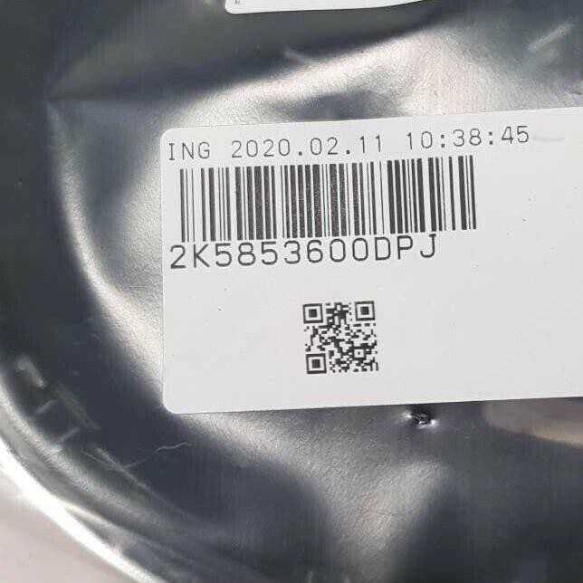 VAG VW TIGUAN priekinio bamperio radiatoriaus grotelės ženkliukas originalus 2K5853600