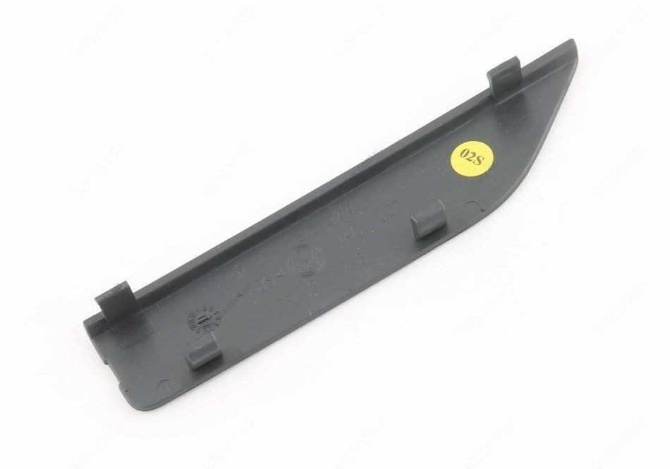 VAG VW Touareg 7P5 7P6 dangtelis originalus 7P686774882V