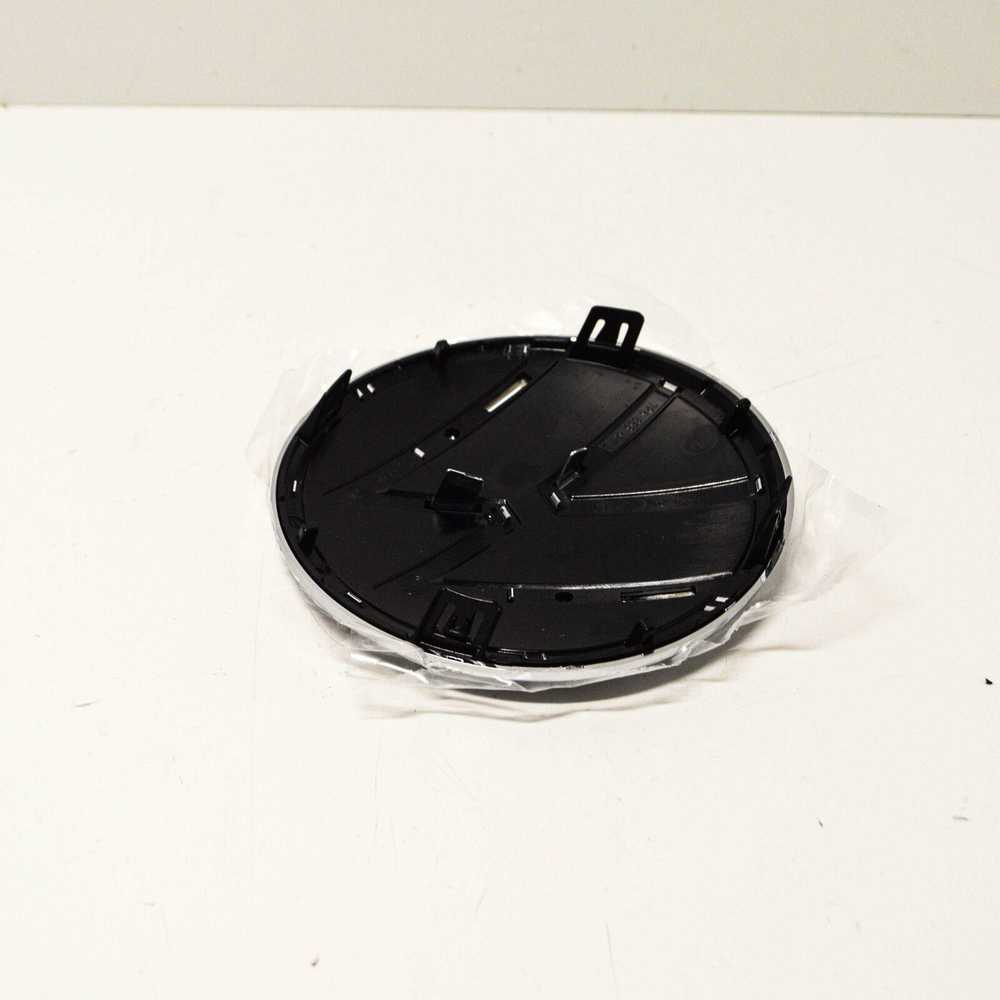 VAG VW Touareg 7P6 blizgi poliruoto chromo emblema originali 7P6853601DFOD