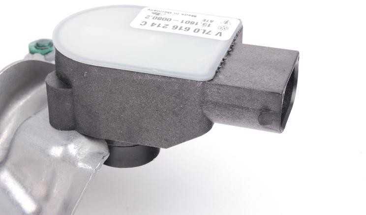 VAG VW Touareg Audi Q7 7L6 7LA lygio jutiklis su poliais į dešinę 7L0616214C