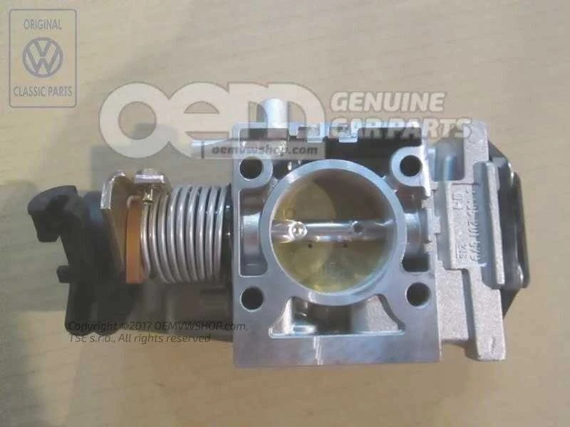 VAG Žemutinė Įpurškiklio Dalis Volkswagen Golf 1993 1999 Originalus 051133028P