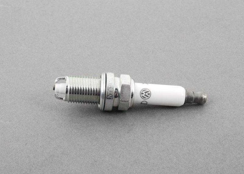 Vag Žvakės Ilgaamžiškumas Volkswagen Passat 2001 2005 Originalus 101905607