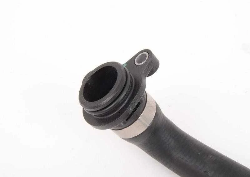 Vandens žarna su O-ringu cilindro galvute į termostatų korpusą, originali BMW E90 E84