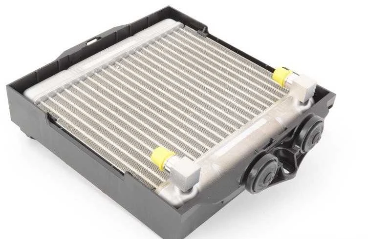 Variklio alyvos aušintuvas BMW 5 F07 GT F10 F11 6 F06 F12 F13 7 F01 F02 F03 Originalus 17217572542