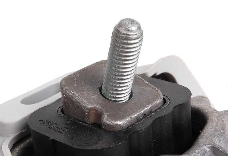 Variklio Priedas Desine Bmw 1 E88 E82 3 E90 E91 E92 E93 X1 E84 Z4 E89 Originalus 22116773744