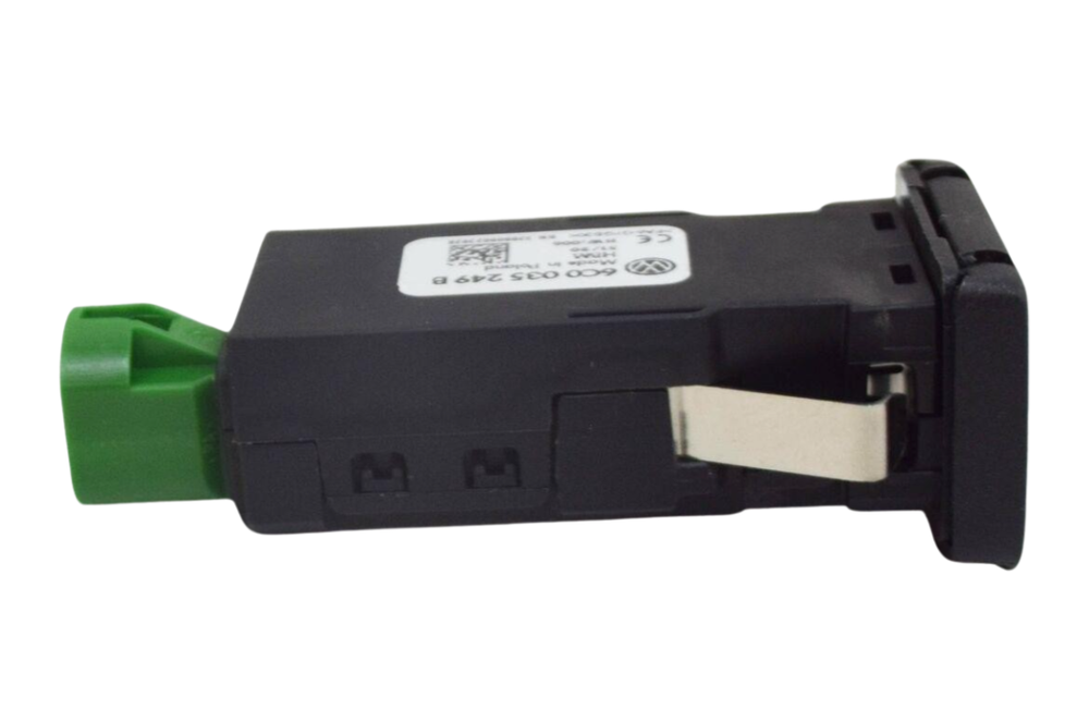 Volksvagen POLO 6C USB lizdas su dangteliu originalus 6C0035249B