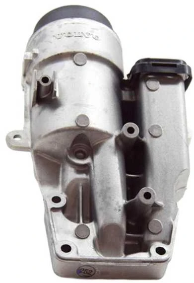 VOLVO Alyvos Filtras C30 C70 S40 V50 2 4l 2 5l Turbo Originalus 31338685