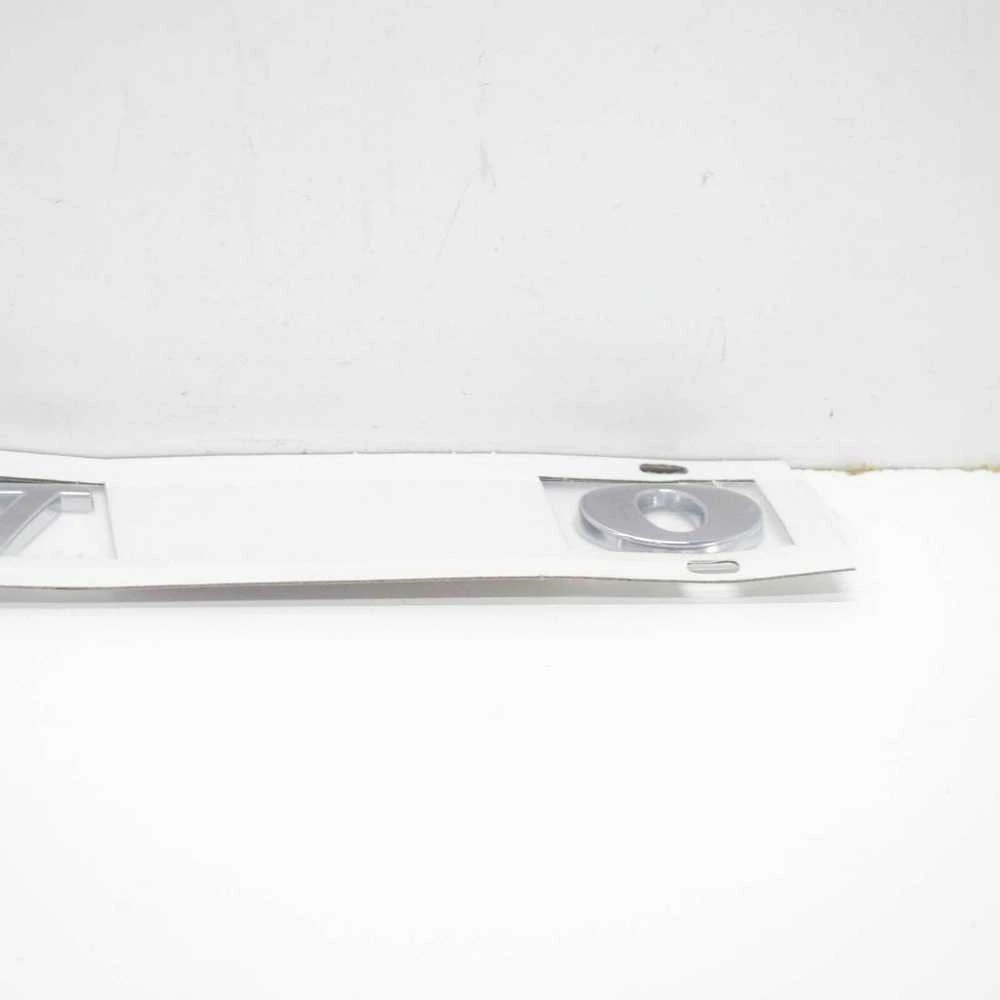 VOLVO C30 galinė emblema su ženkliuku Originali 31213612