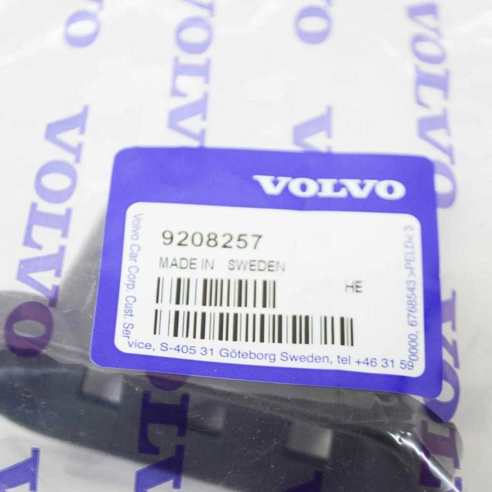 VOLVO C30 galinės apatinės sėdynės pagalvėlės laikiklis originalus 9208257