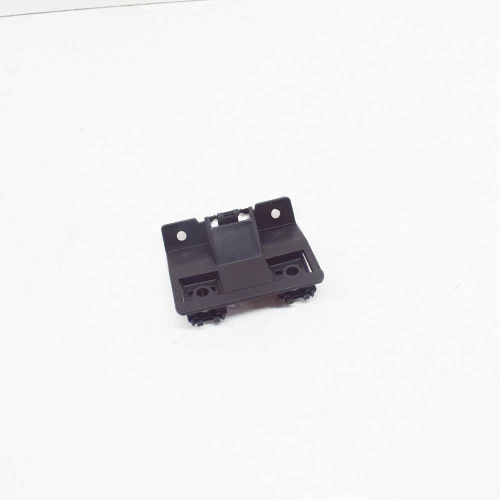 VOLVO C30 galinio bamperio apsauginio skydelio laikiklis Originalus 30657220