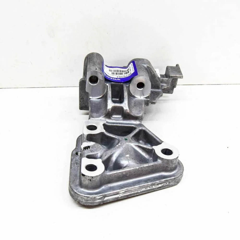 VOLVO C30 Variklio Priekinis Dešinysis Laikiklis 8670393 NAUJAS ORIGINALUS