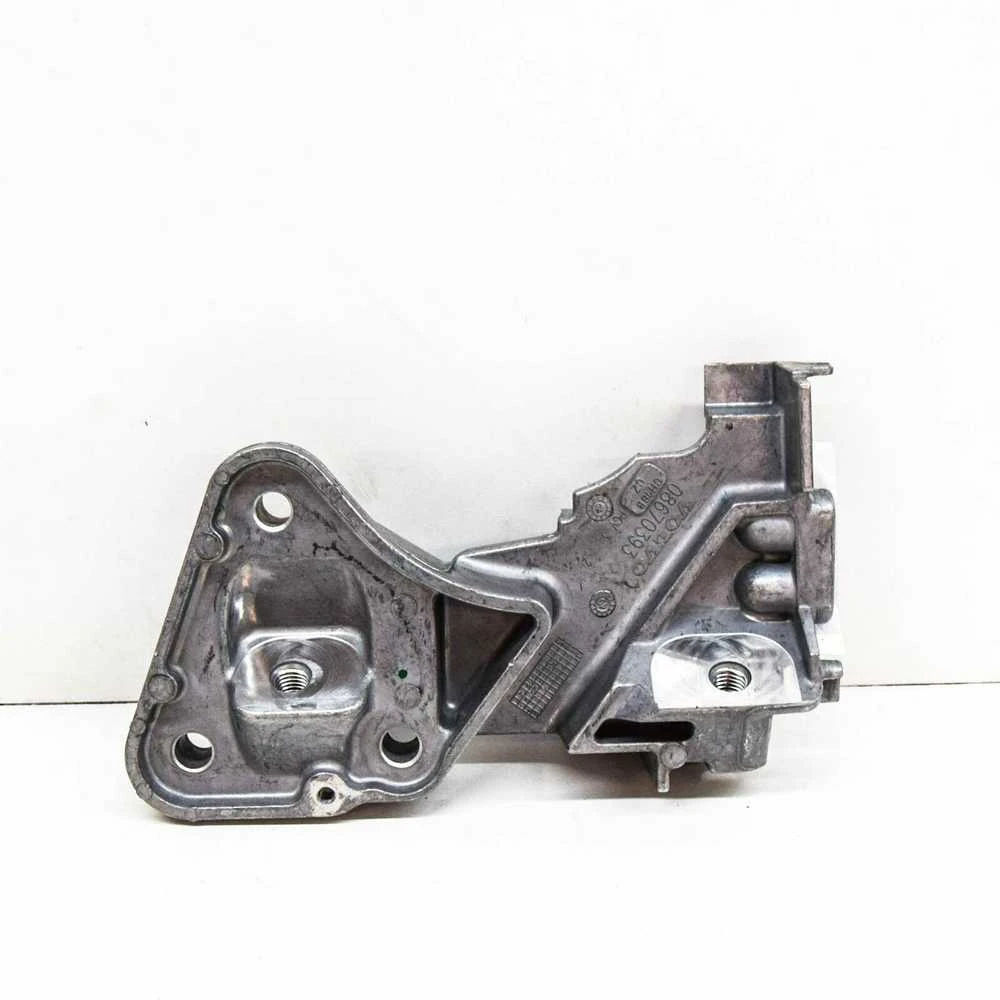 VOLVO C30 Variklio Priekinis Dešinysis Laikiklis 8670393 NAUJAS ORIGINALUS