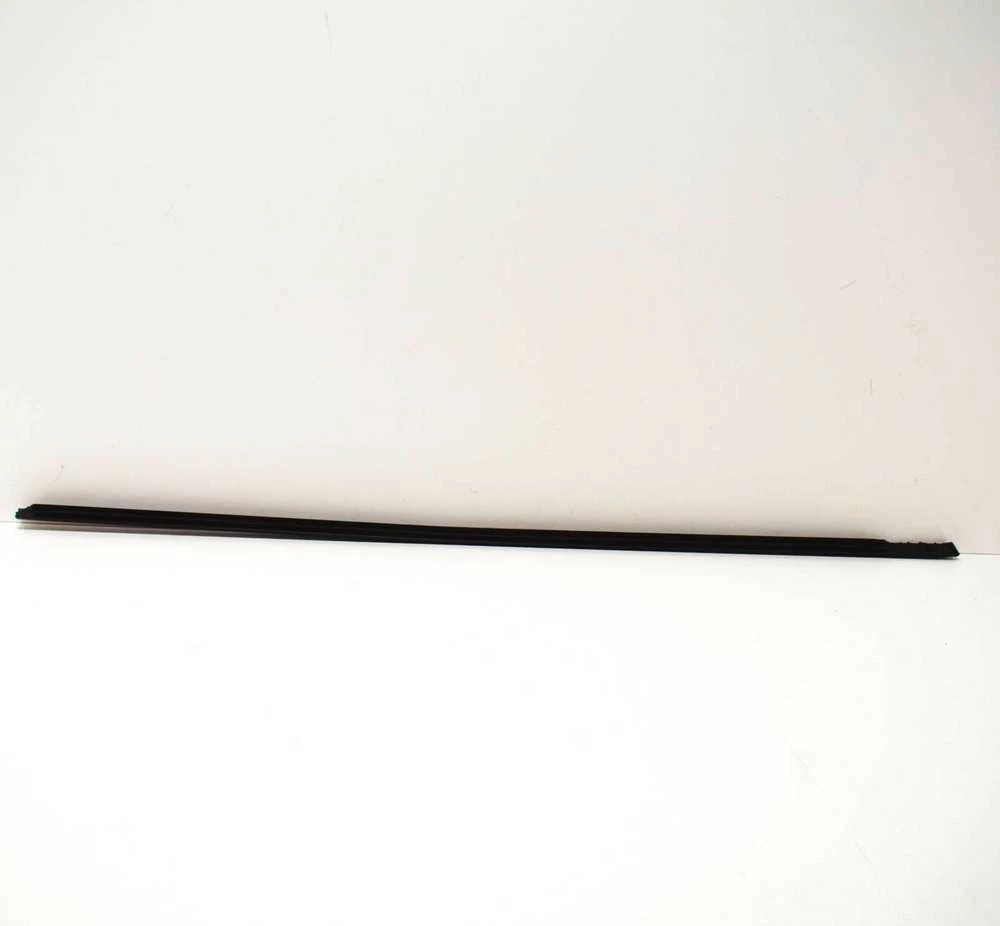 VOLVO S40 MK2 Kairio Priekinio Langų Apdailos Profilis 31297660 NAUJAS ORIGINALUS