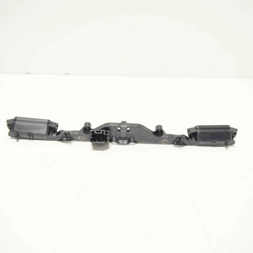 VOLVO S40 V50 bagažinės durelių rankenėlė Mikro jungiklis originalus 30699141