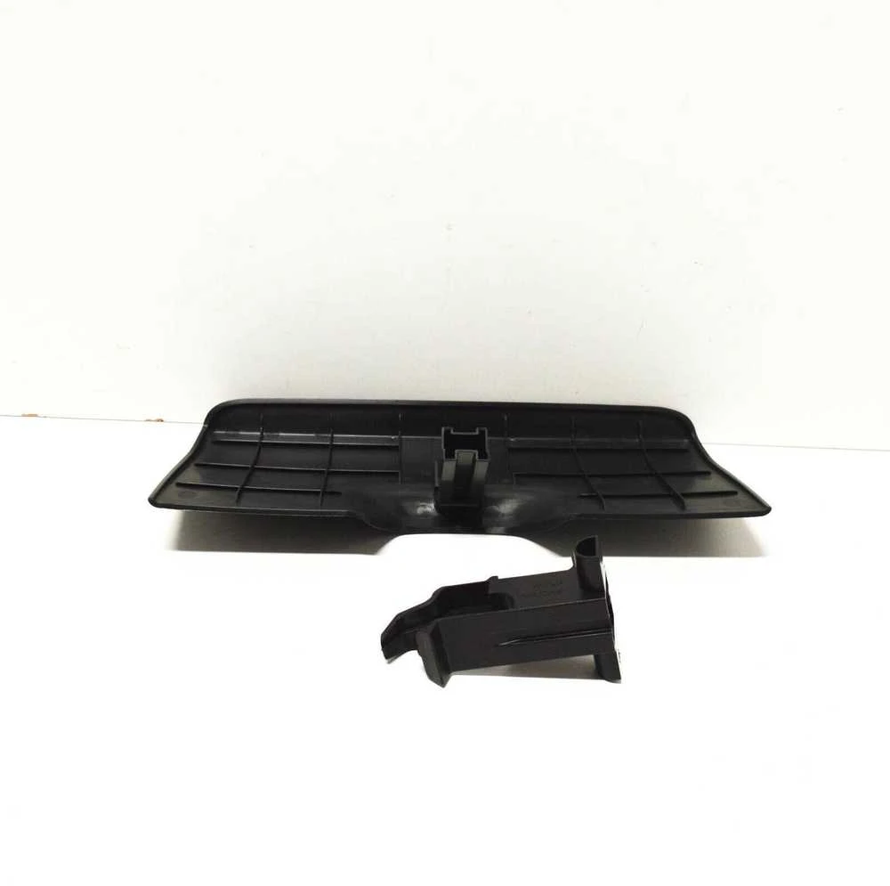 VOLVO S60 MK2 Galinis traukiamojo kablio bamperio dangtis 31359322 NAUJAS ORIGINALUS