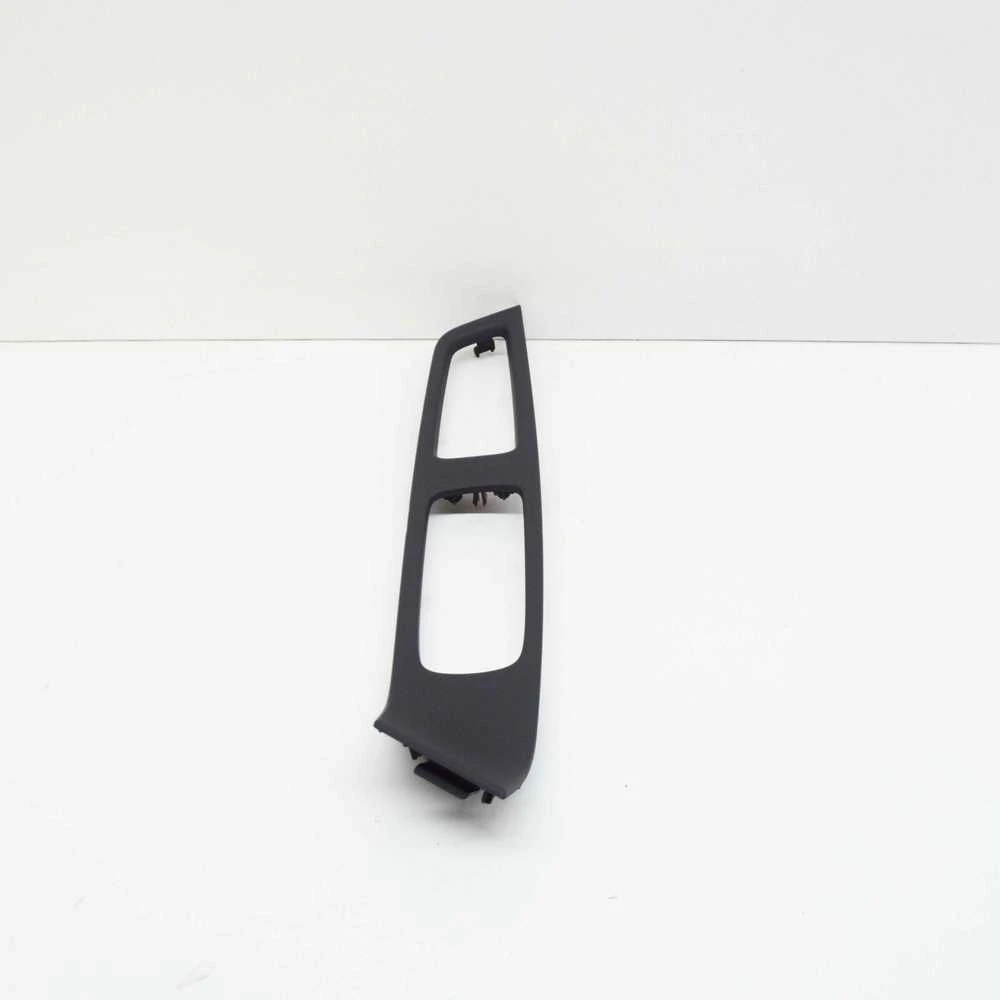 VOLVO S60 MK2 Priekinės Dešinės Durų Jungiklio Apdailos Panele 39824971 NAUJA ORIGINALI