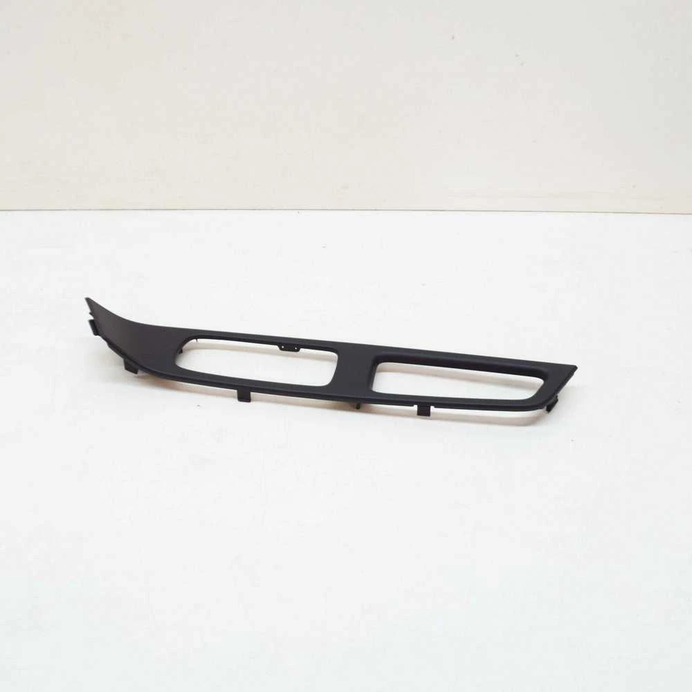 VOLVO S60 MK2 priekinių kairės pusės durų lango jungiklio apvadas originalus 39823327