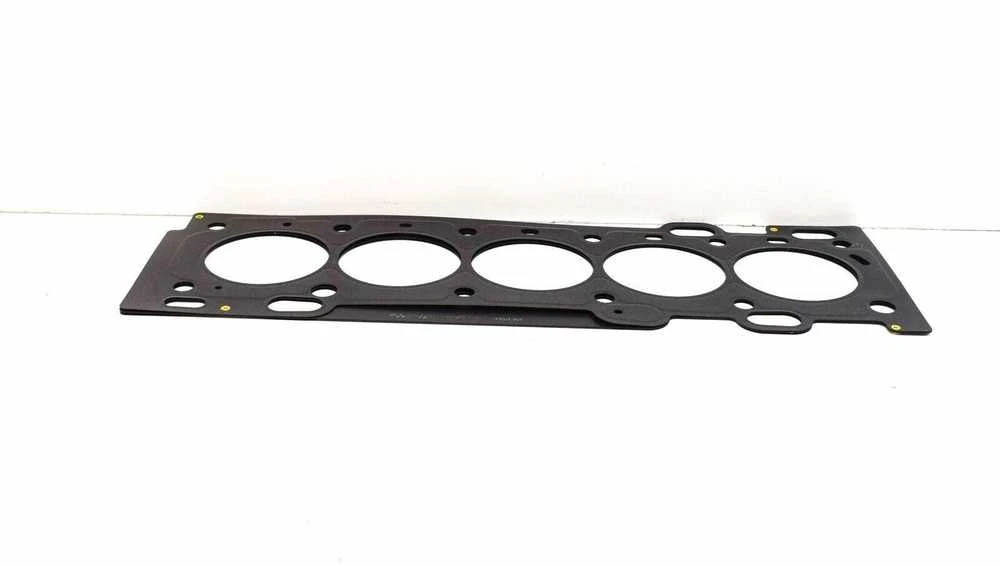 Volvo S60 S80 V70 XC70 XC90 Variklio Cilindro Galvutės Tarpinė Victor Reinz 30637066
