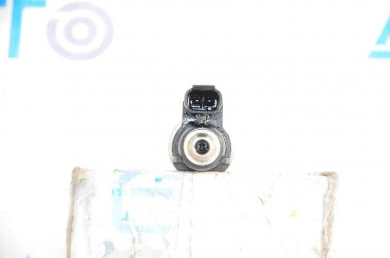 Volvo S60 S90 V60 V90 XC90 2.0L L4 Kuro purkštukas Originalus 31465787 31478609