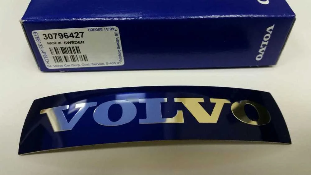 Volvo priekinio grotelių emblema ženklelis originalus 30796427