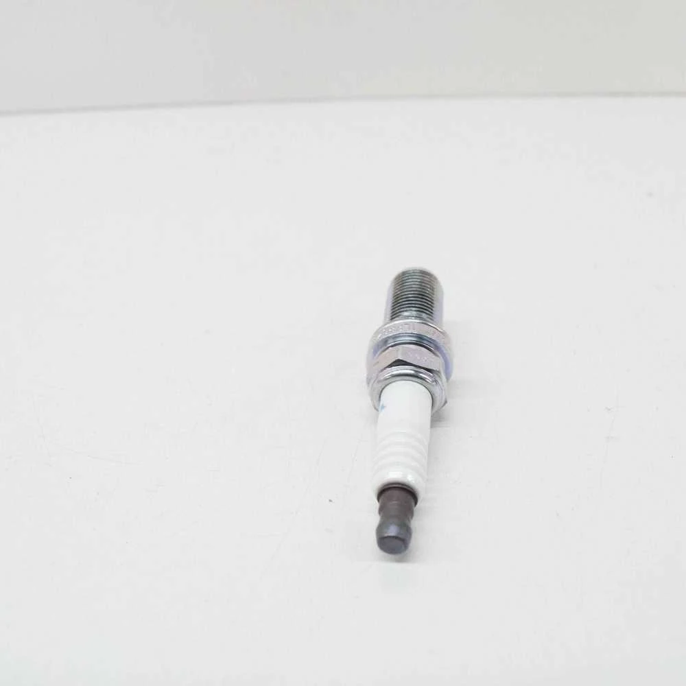 VOLVO S80 MK2 Uždegimo žvakių rinkinys 31272399 NAUJAS ORIGINALUS