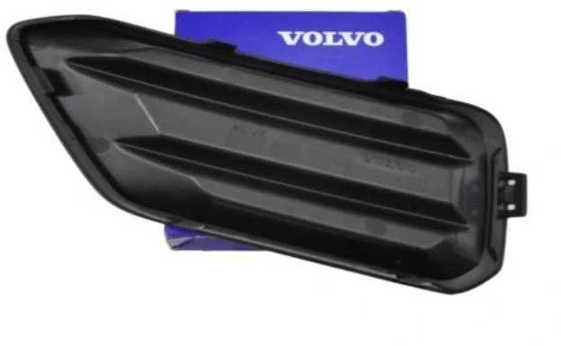 VOLVO XC40 priekinio dešiniojo bamperio grotelės originalios 31407950