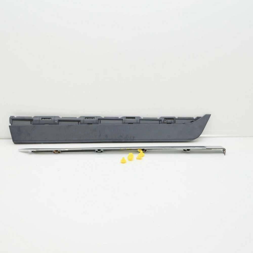 VOLVO XC60 MK1 kairės pusės galinių durų apvadas Originalus 39821369