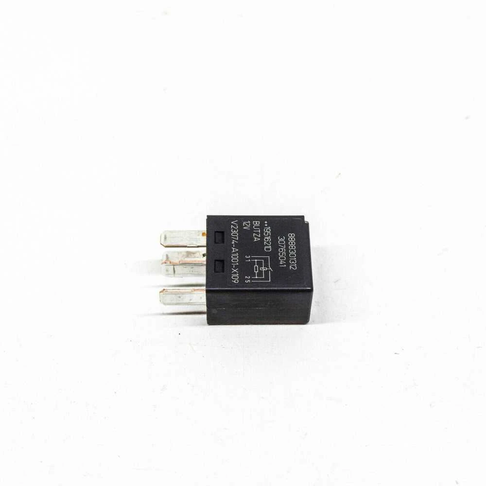 VOLVO XC60 papildomo maitinimo relė Originali 30765041