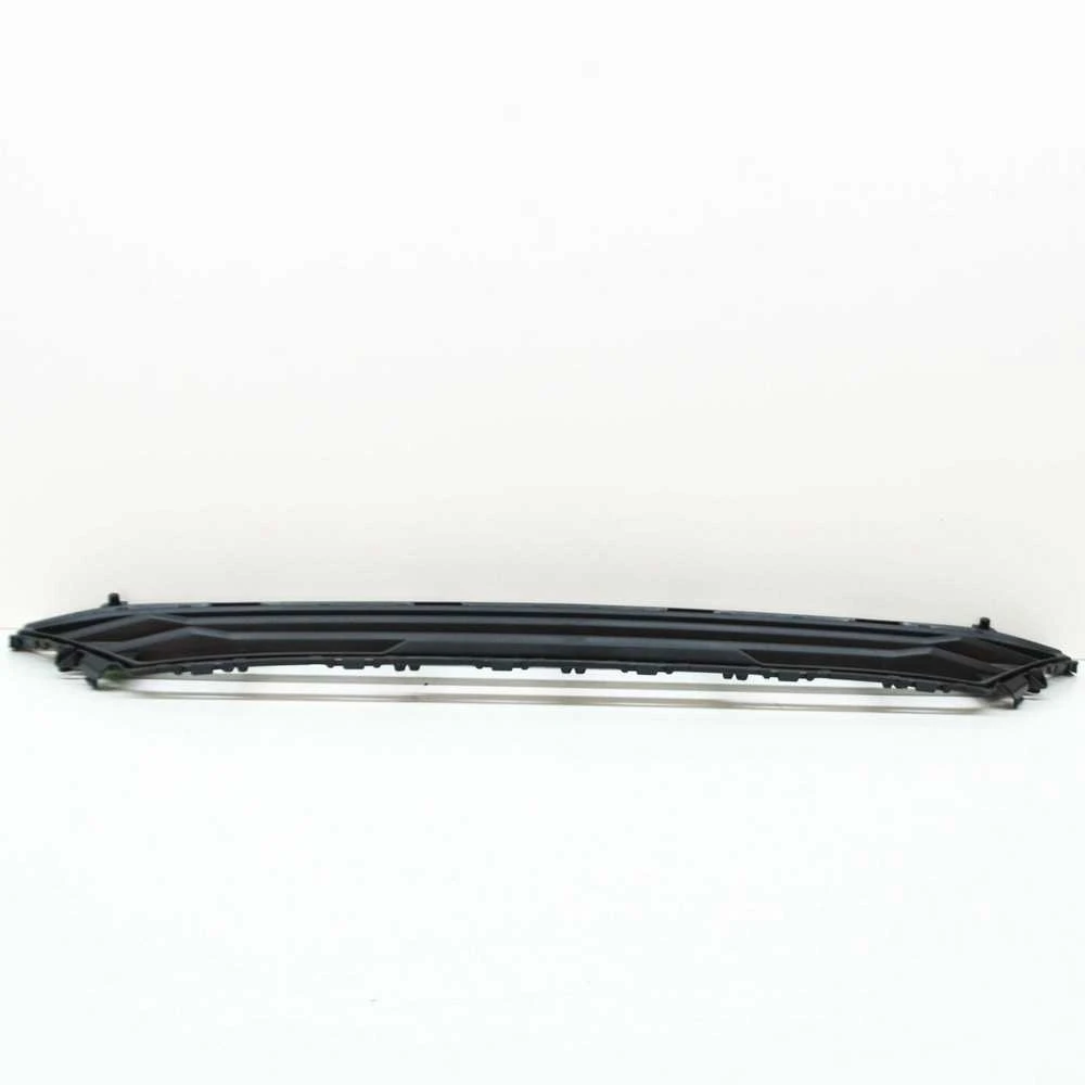 VOLVO XC60 priekinio bamperio apatinės grotelės Originalus 32296070