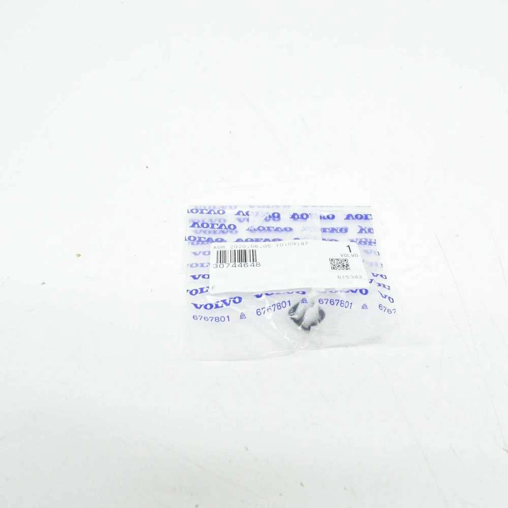 VOLVO XC70 MK2 Galinis Bamperio Spaustukas 30744648 NAUJAS ORIGINALUS