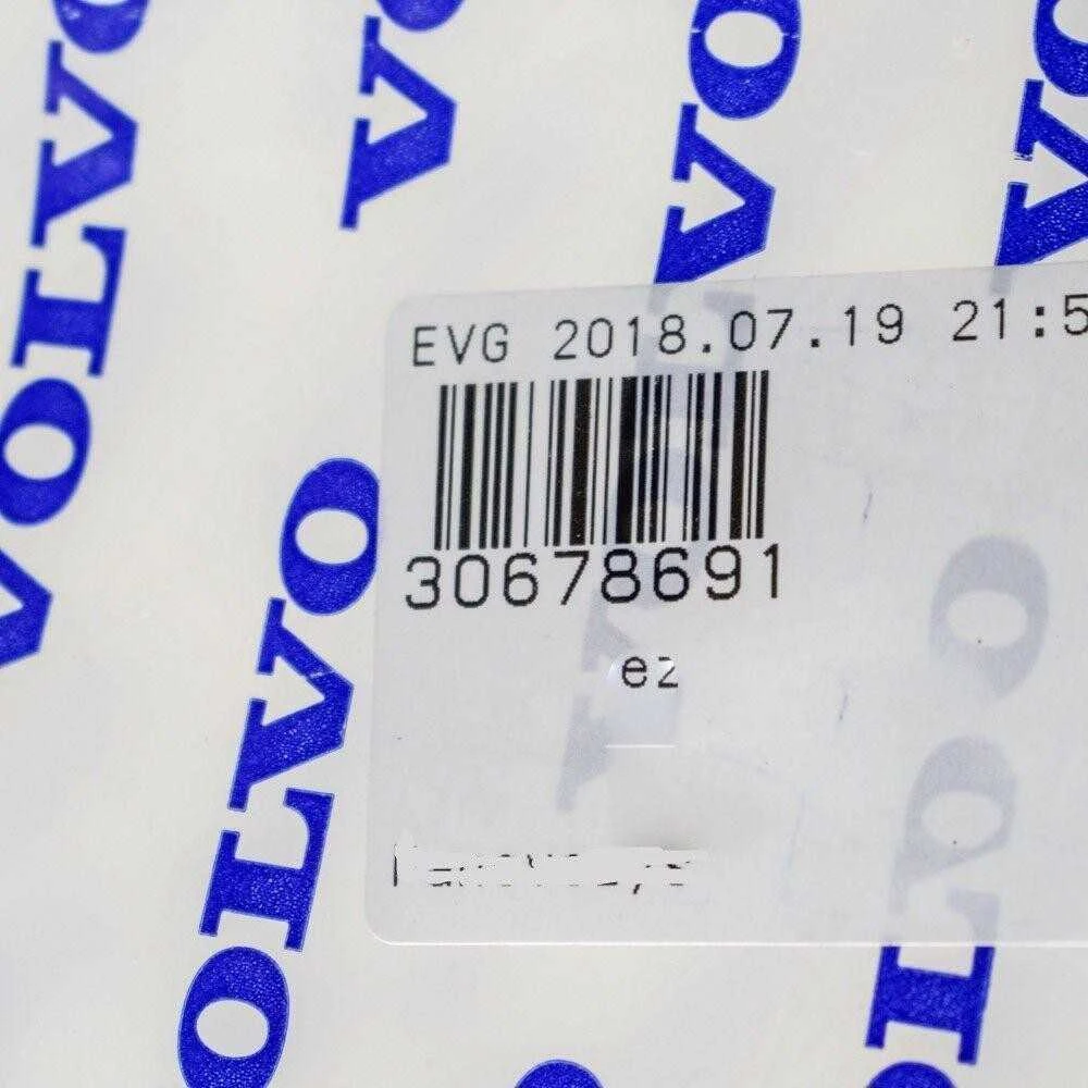VOLVO XC70 MK2 priekinio bamperio apatinė centrinė grotelė Originali 30678691