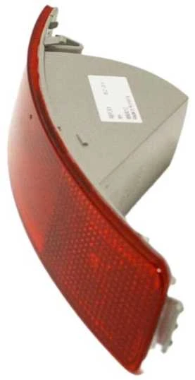 VOLVO XC90 MK1 galinis bamperis dešinės pusės atšvaitas 8693012 NEW GENUINE