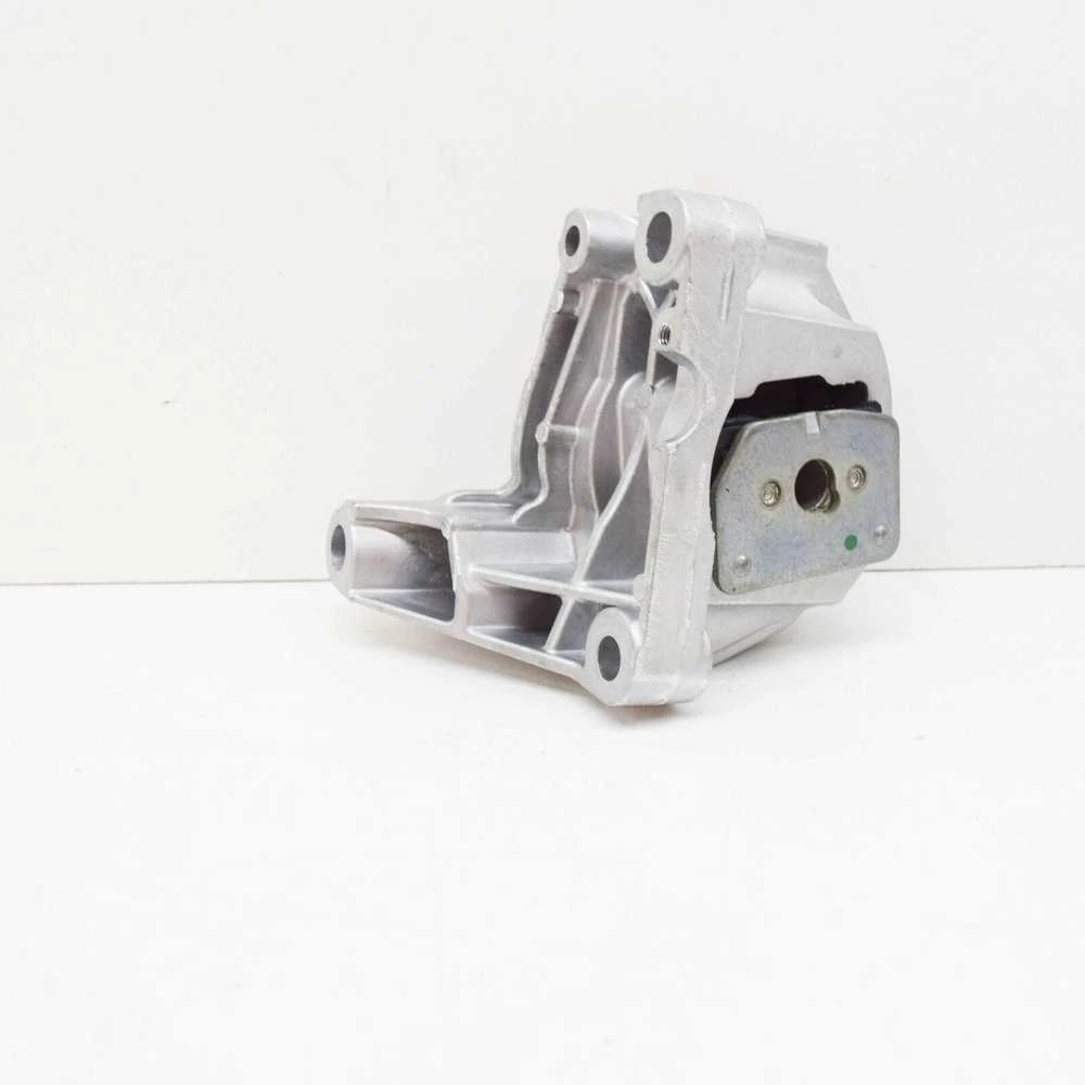VOLVO XC90 MK1 Viršutinė variklio tvirtinimo detalė 30741583 NAUJA ORIGINALI