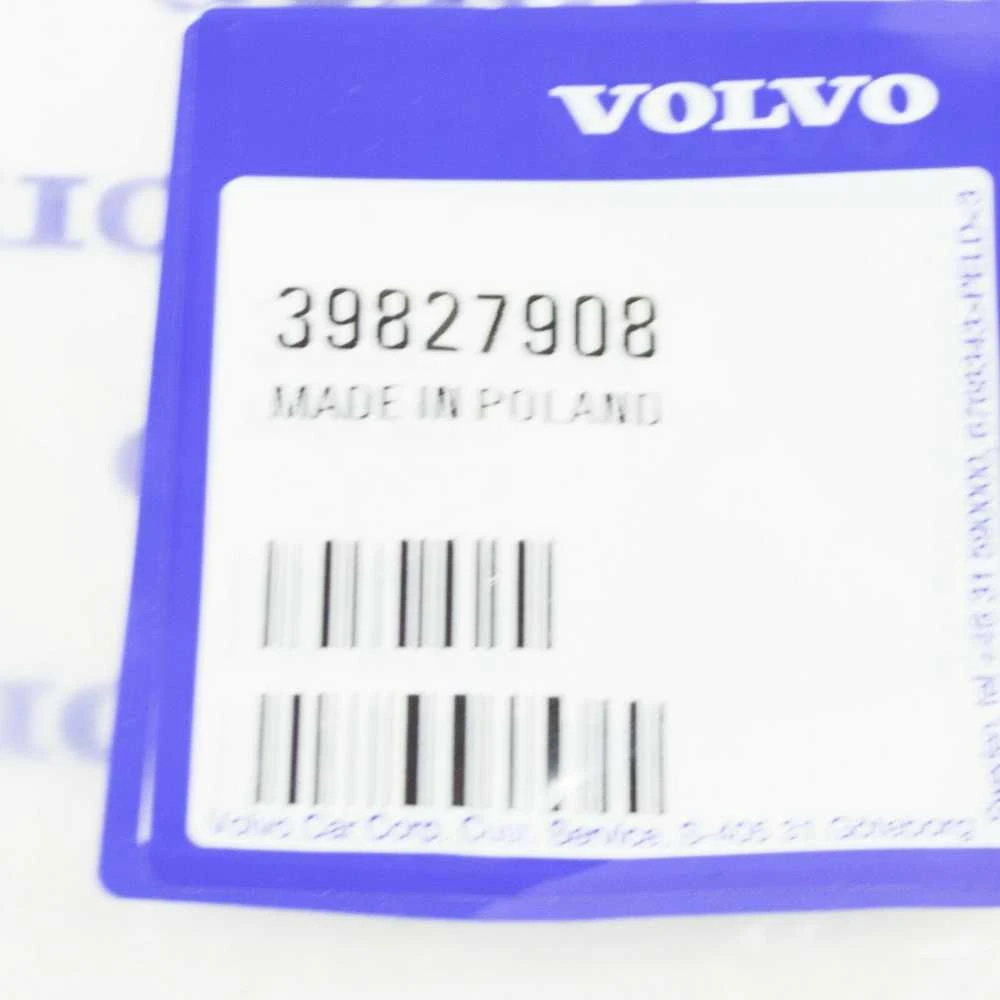 VOLVO XC90 MK2 galinės kairės pusės sėdynės atlošo viršutinė dalis Originali 39827908