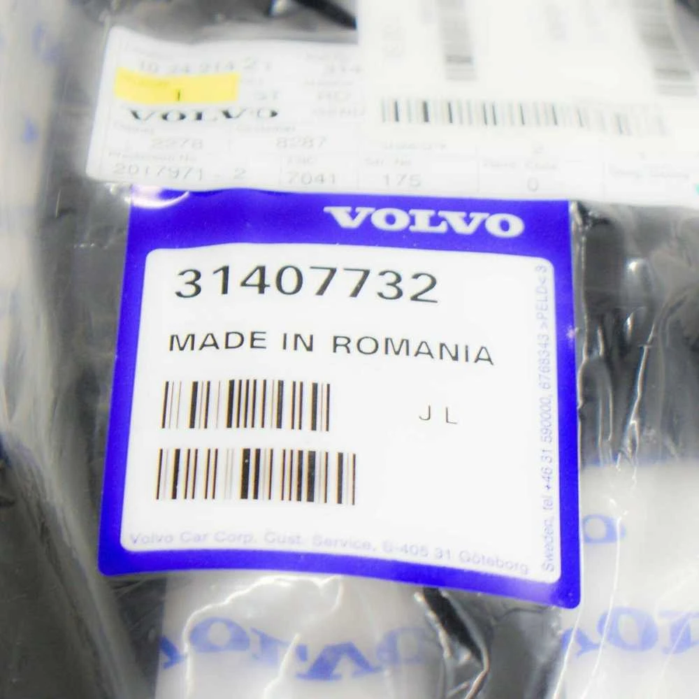 VOLVO XC90 MK2 priekinio bamperio valstybinio numerio lentelės apvadas originalus 31407732