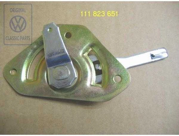 VW 1200 1978 1985 VAG Pusher Originalus 111823651