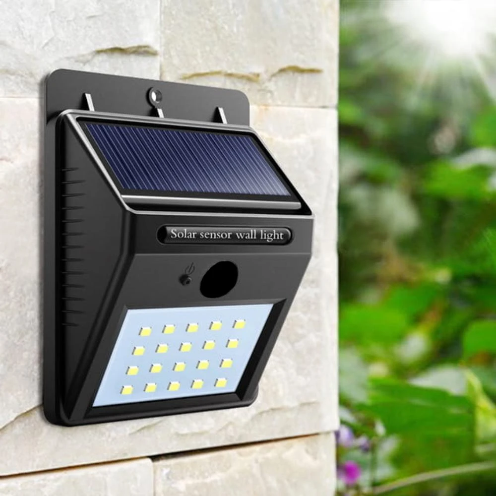 3W šviestuvas su saulės baterija ir šviesos davikliu